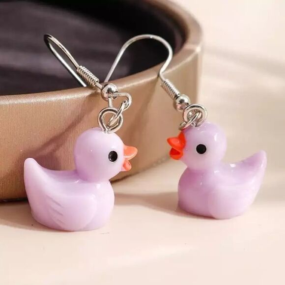 🆕Purple Duck Charm Dangle Earrings - Picture 2 of 5